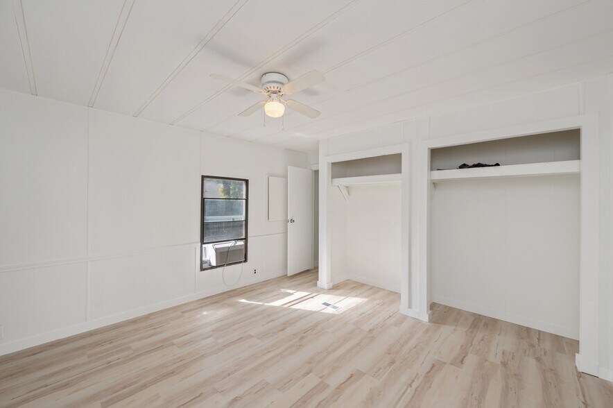 More Photos Of 341 Madison St, Freeport Multifamily For Sale