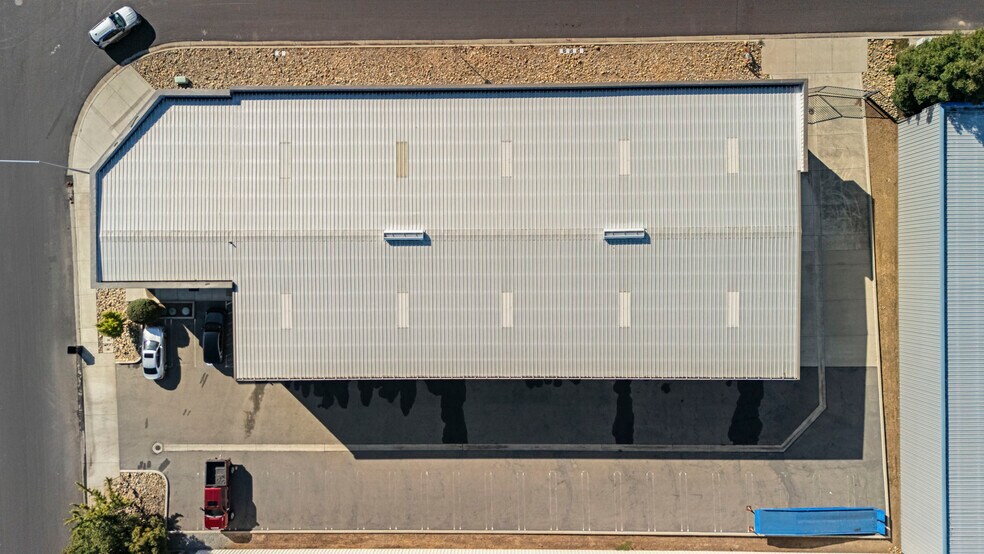 More Photos Of 401 Glass Ln, Modesto Warehouse For Sale