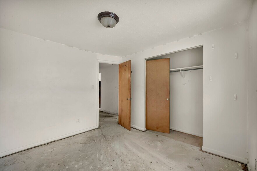 More Photos Of 818-850 S Green Rd, South Euclid Apartments For Sale