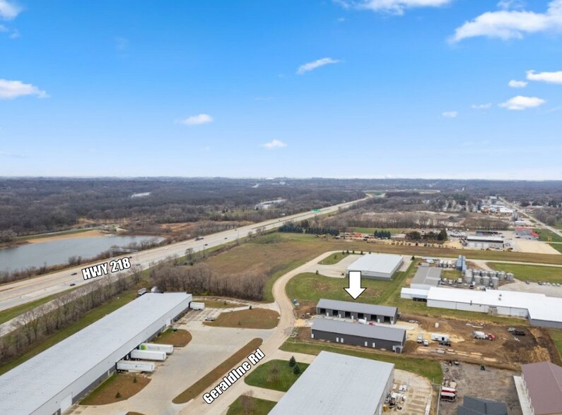 More Photos Of 2811 - 2813 Geraldine, Waterloo Specialty For Sale