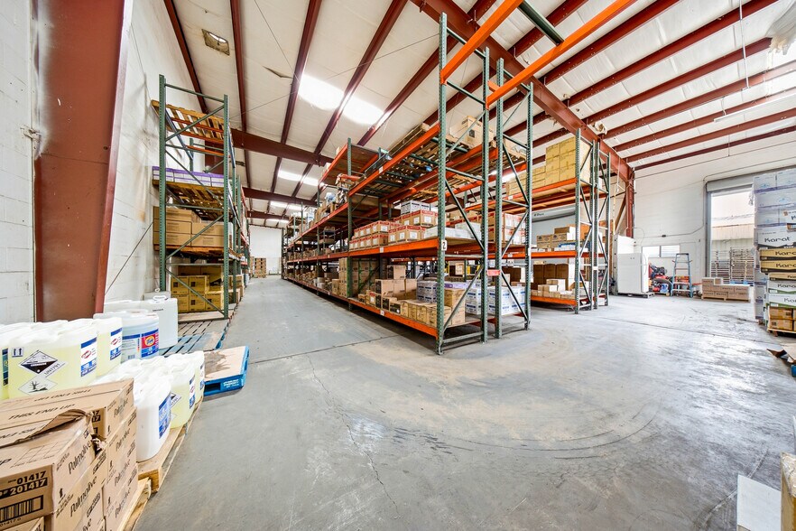 More Photos Of 1794 Haleukana St, Lihue Warehouse For Sale