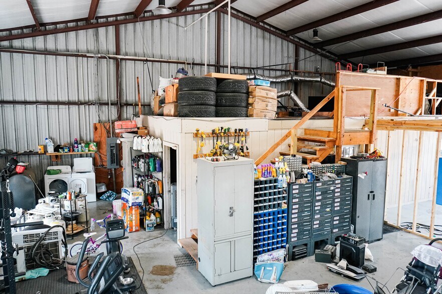 More Photos Of 16326 Mueschke Rd, Cypress Light Distribution For Sale