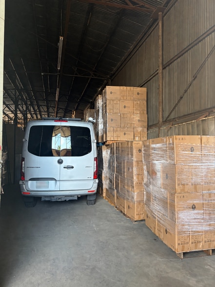 More Photos Of 17306 Roseton Ave, Artesia Manufacturing For Lease