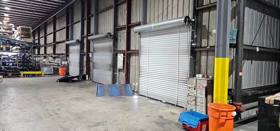 More Photos Of 3053 Industrial 31st St, Fort Pierce Warehouse For Sale