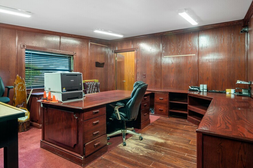 More Photos Of 62 Highway 40 W, Inglis Medical For Sale