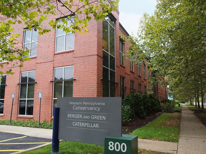 More Photos Of 800 Waterfront Dr, Pittsburgh Office For Lease