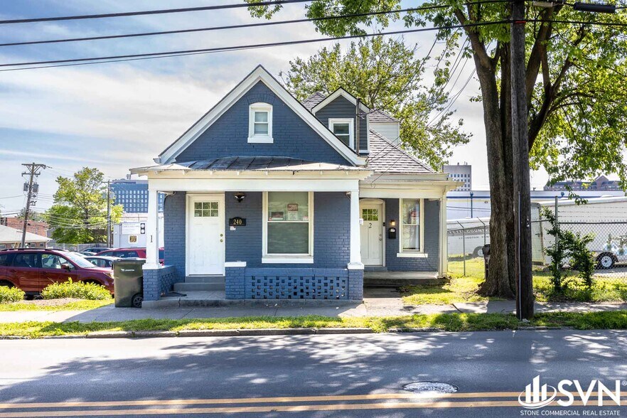 More Photos Of 240 E Third St, Lexington Office For Sale