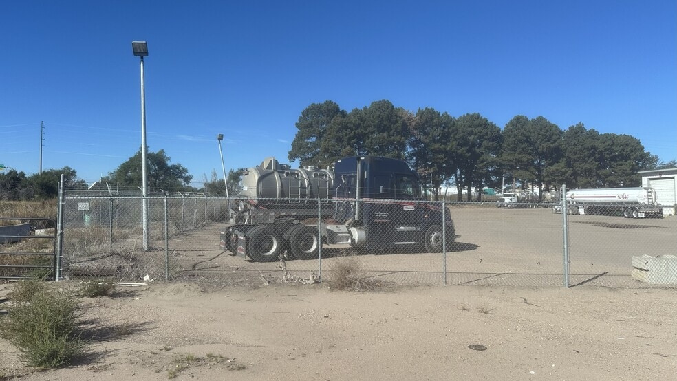 More Photos Of 2600 2nd Ave, Greeley Warehouse For Sale