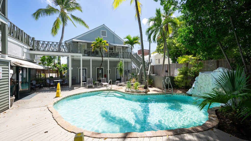 More Photos Of 413 Applerouth Ln, Key West Hotel For Sale