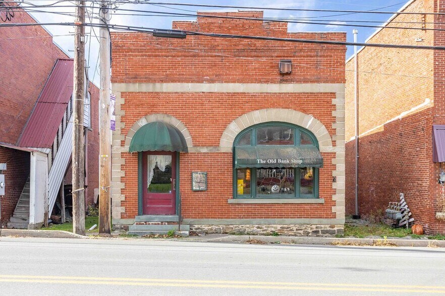 More Photos Of 527 Main St, Ulysses Storefront Retail Residential For Sale