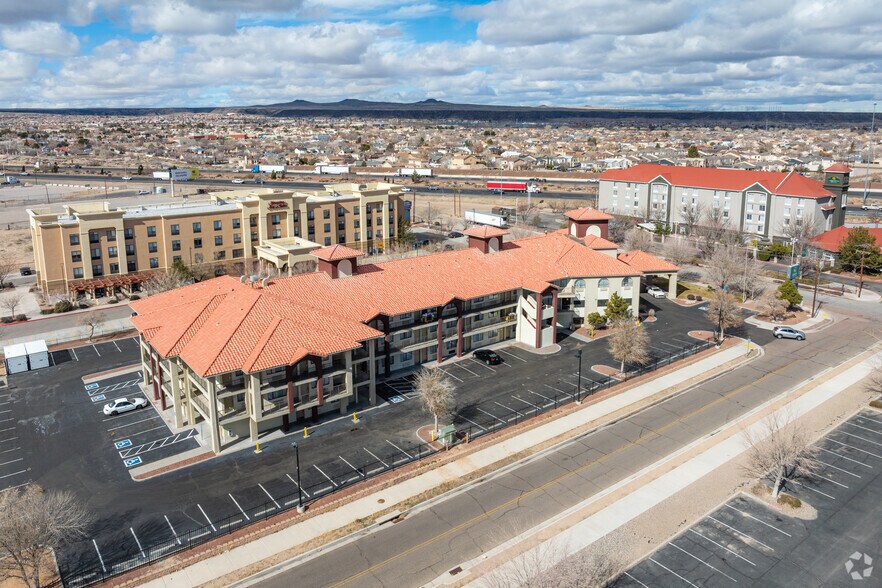 More Photos Of 6100 Iliff Rd NW, Albuquerque Hotel For Sale