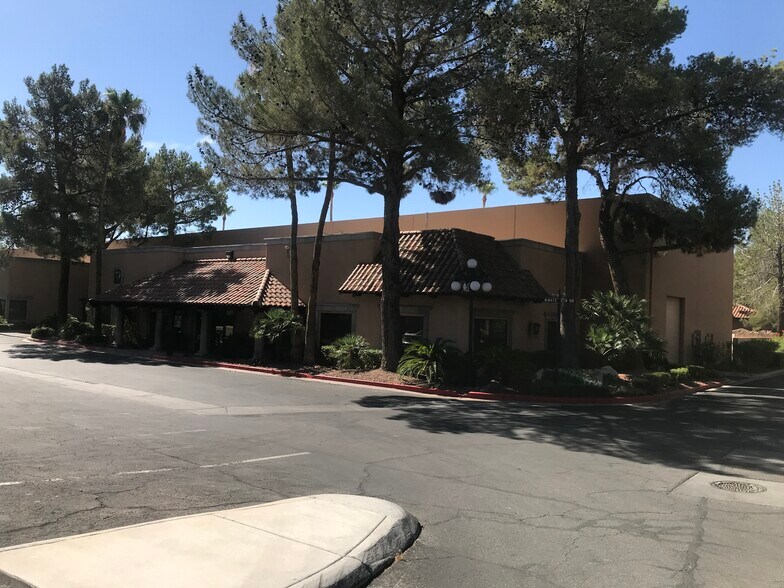 More Photos Of 145 E Reno Ave, Las Vegas Airplane Hangar For Sale