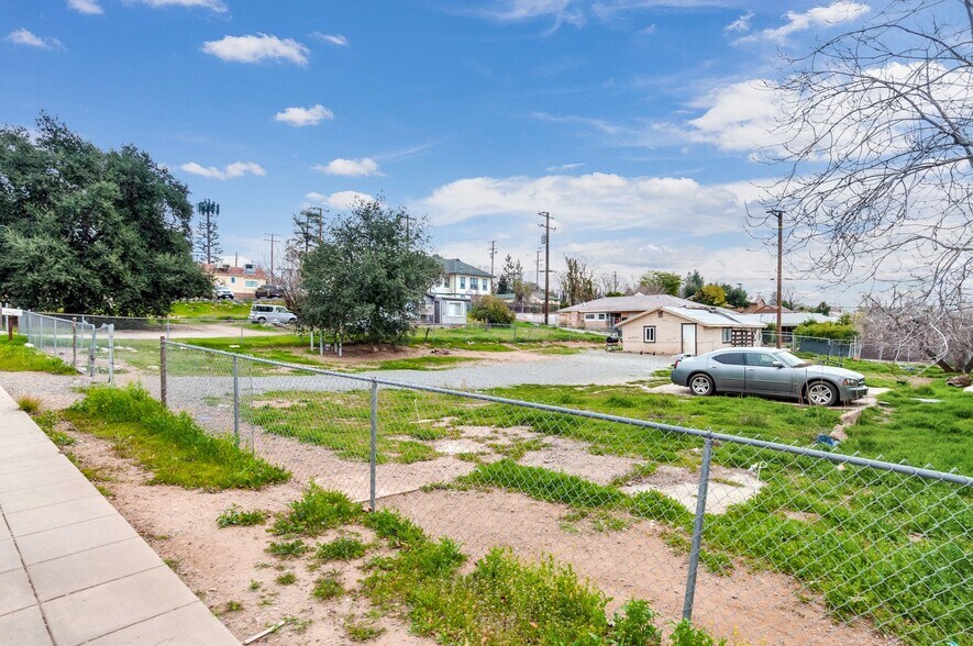 More Photos Of 35261 Yucaipa Blvd, Yucaipa Office For Sale