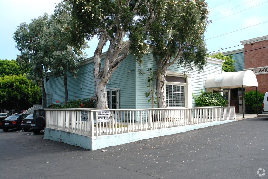 More Photos Of 1010 S Coast Hwy 101, Encinitas Storefront Retail Office For Lease