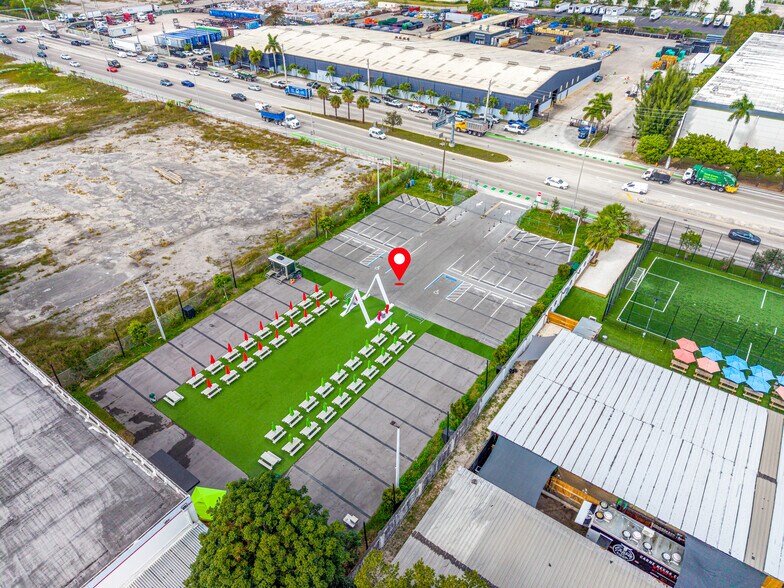 More Photos Of 8400 NW 74th st, Miami Land For Lease