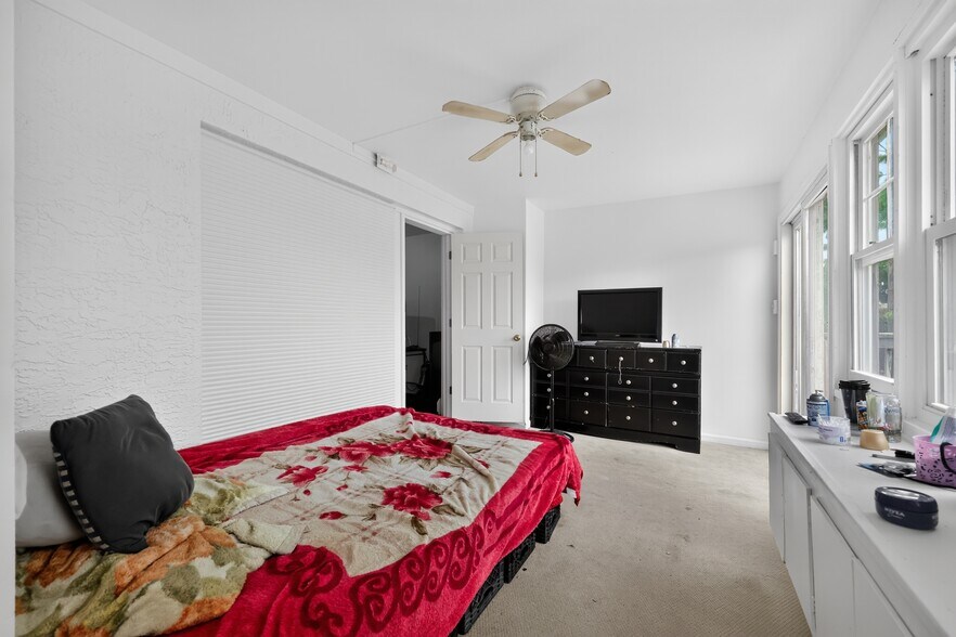 More Photos Of 1132 W Main St, Norristown Apartments For Sale