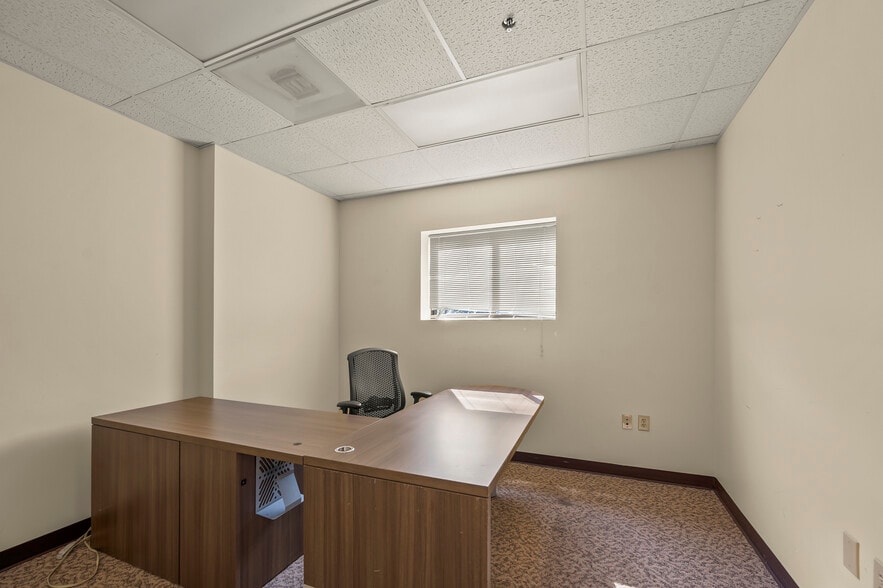 More Photos Of 3655 Reed St, Winston-Salem Warehouse For Sale