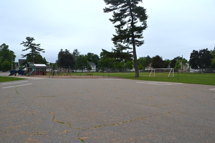 More Photos Of 500 N 4th Ave, Wausau Specialty For Sale