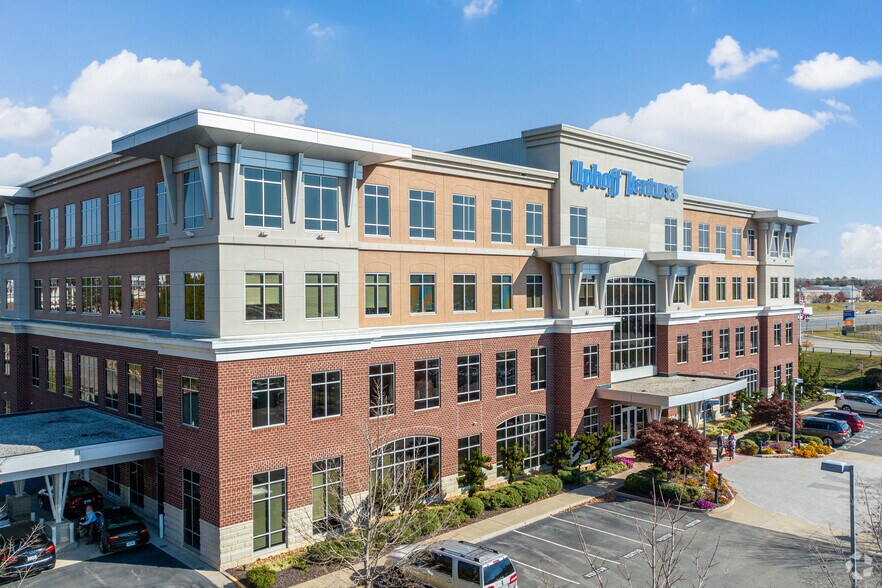 More Photos Of 15521 Midlothian Tpke, Midlothian Office For Lease