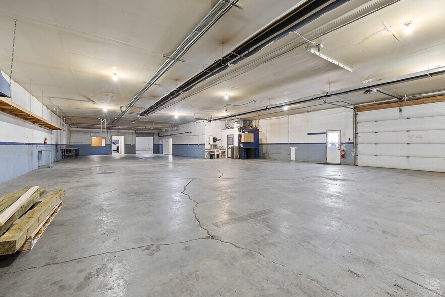 More Photos Of 5629 Bob Ln, Black Hawk Warehouse For Sale