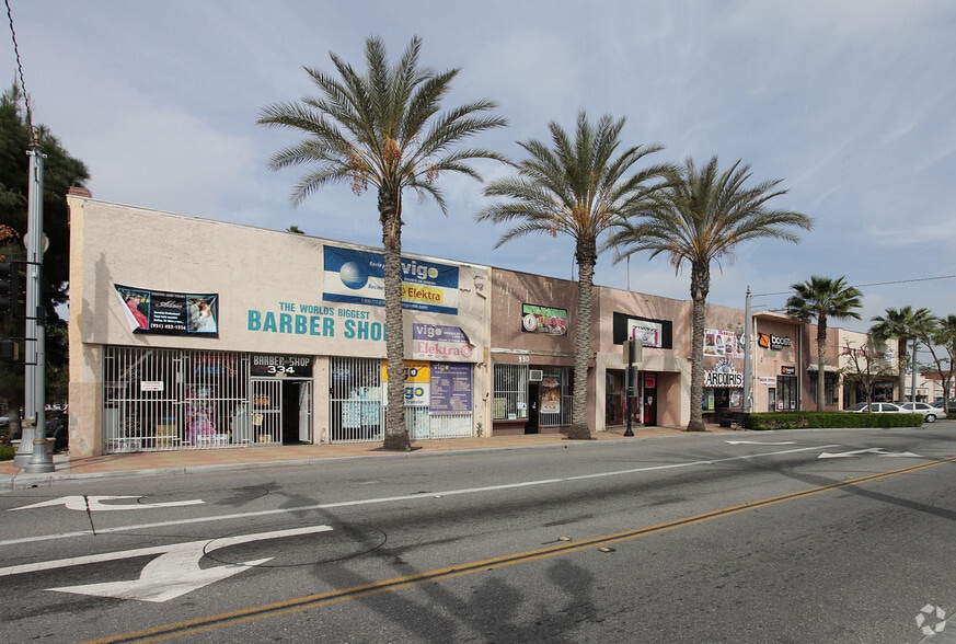 Primary Photo Of 318-334 S D St, Perris Storefront For Sale