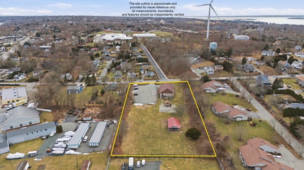 More Photos Of 81 Sprague St, Portsmouth Specialty For Sale