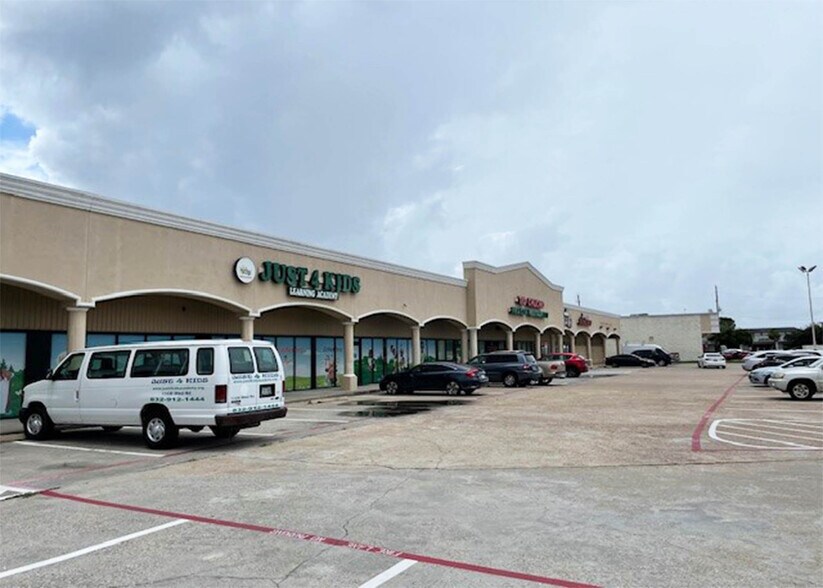 More Photos Of 11420-11430 West Rd, Houston Unknown For Lease