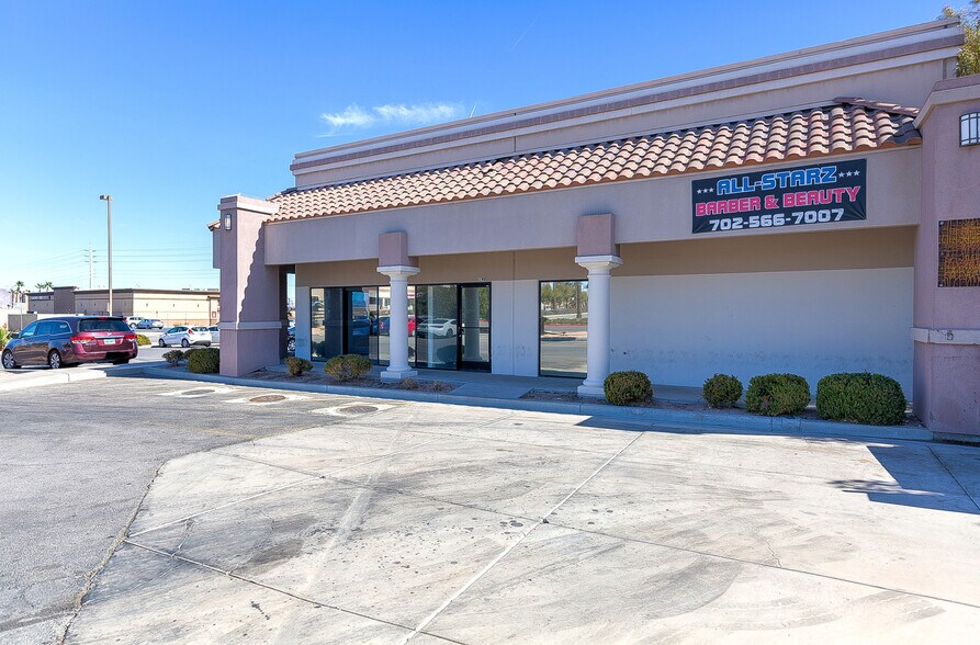 More Photos Of 565 Marks St, Henderson Unknown For Lease