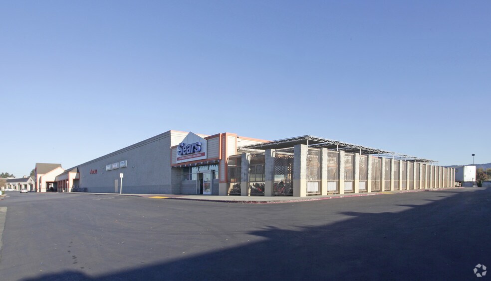 More Photos Of 1702 Freedom Blvd, Freedom General Retail For Lease