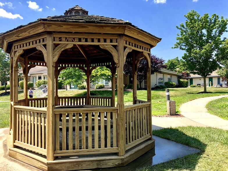 More Photos Of 1255 Whitehorse Mercerville Rd, Hamilton Unknown For Lease