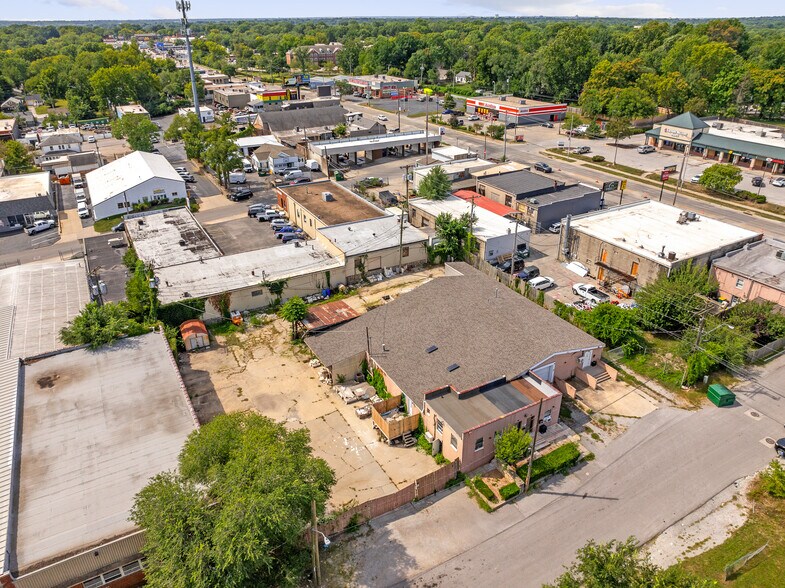 More Photos Of 319 W 79th Ter, Kansas City Warehouse For Lease