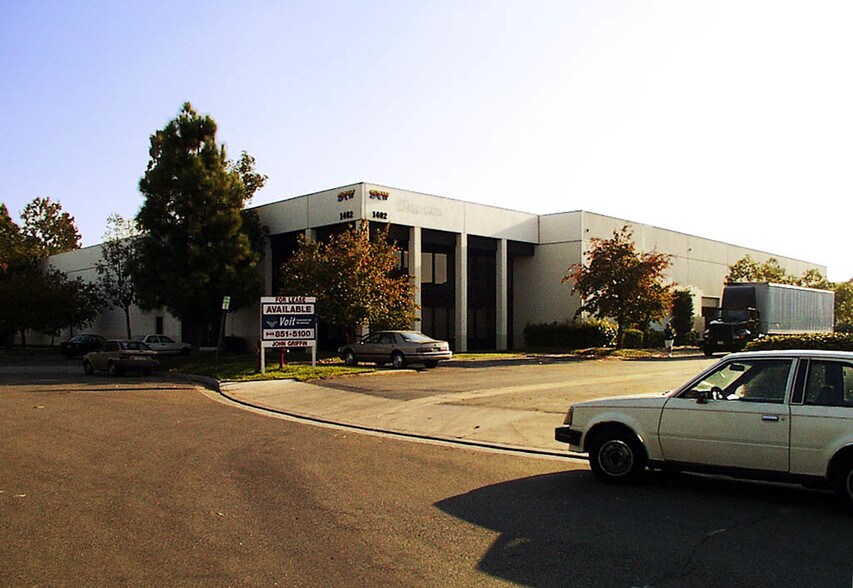 More Photos Of 1402 Morgan Cir, Tustin Distribution For Lease