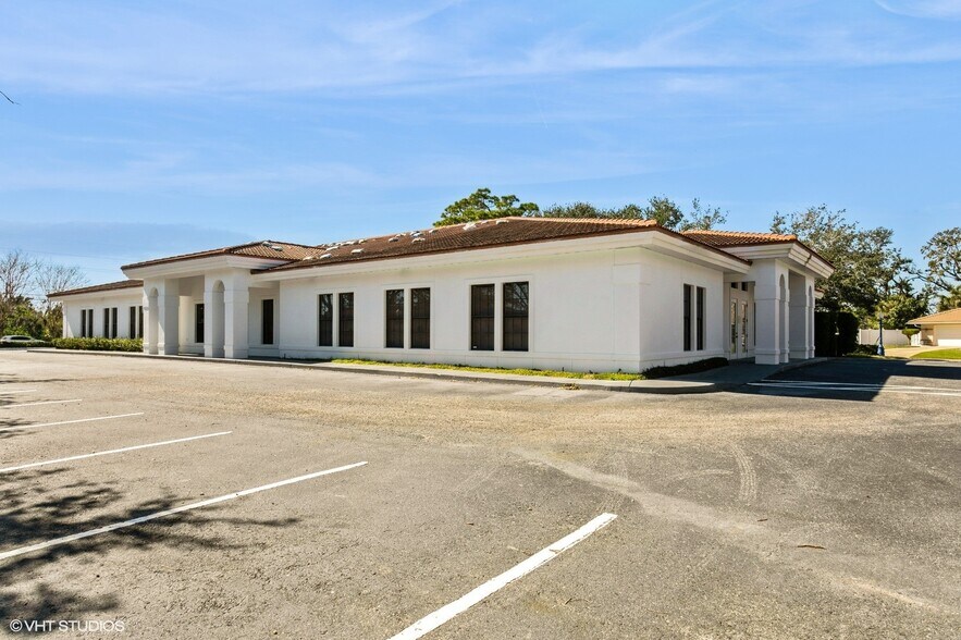More Photos Of 2520 Tamiami Trl N, Nokomis Office For Sale
