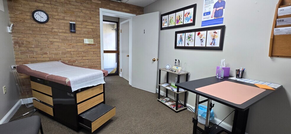 More Photos Of 339 E Antietam St, Hagerstown Office For Lease