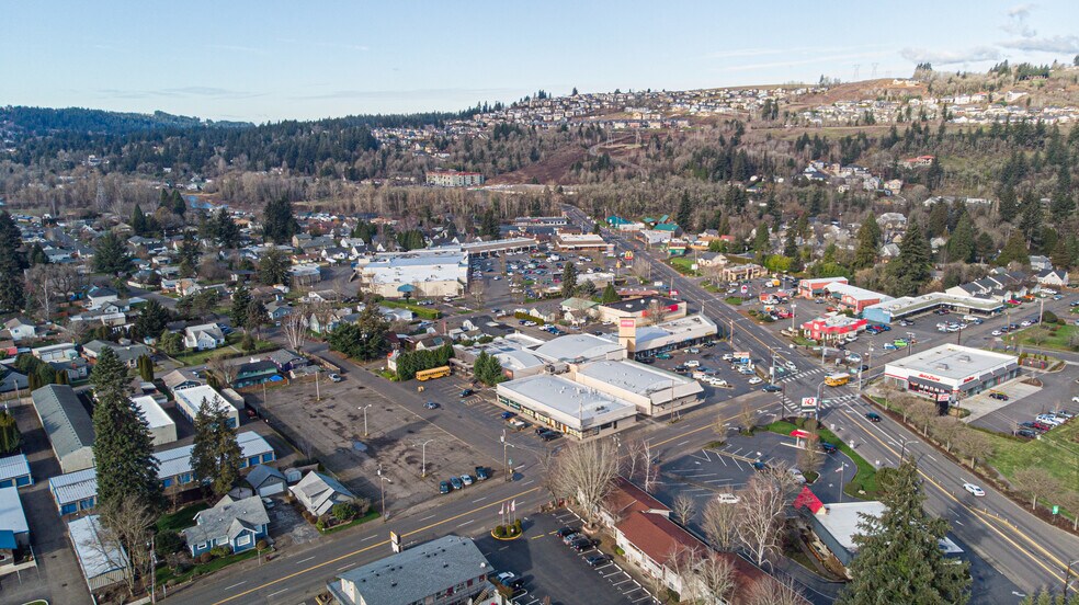 More Photos Of 3504-3536 NE 3rd Ave, Camas General Retail For Lease