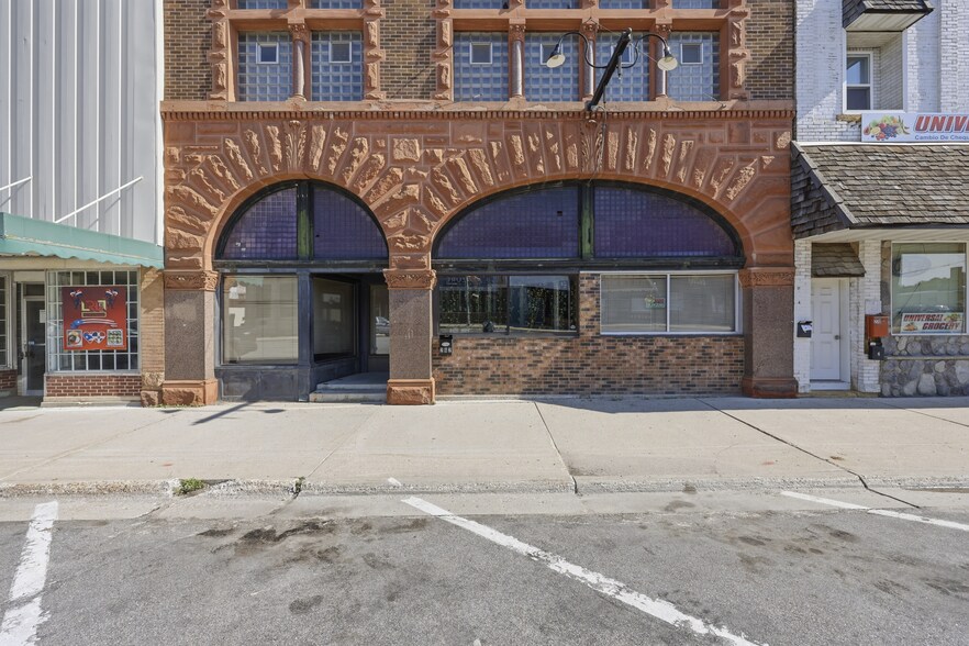 More Photos Of 262 Central Ave, Long Prairie Restaurant For Sale