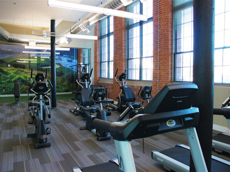 More Photos Of 99 Main St, Warren Apartments For Lease