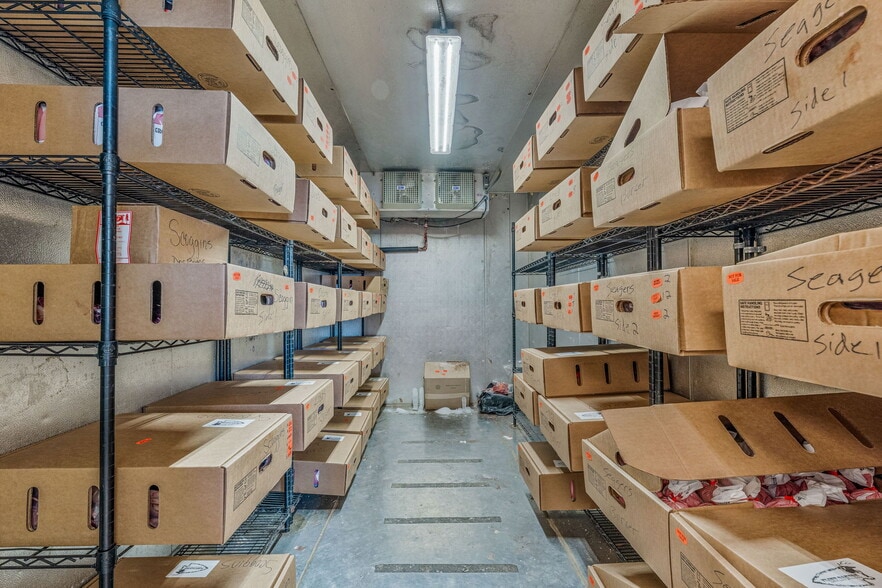 More Photos Of 1321 N FM 56, Glen Rose Trailer Camper Park For Sale