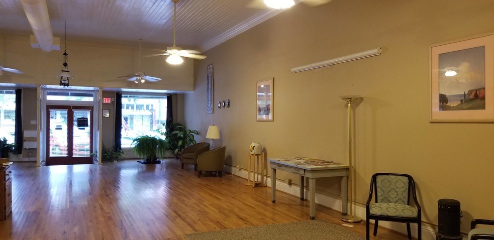 More Photos Of 110 N Main St, Greensboro Storefront For Sale