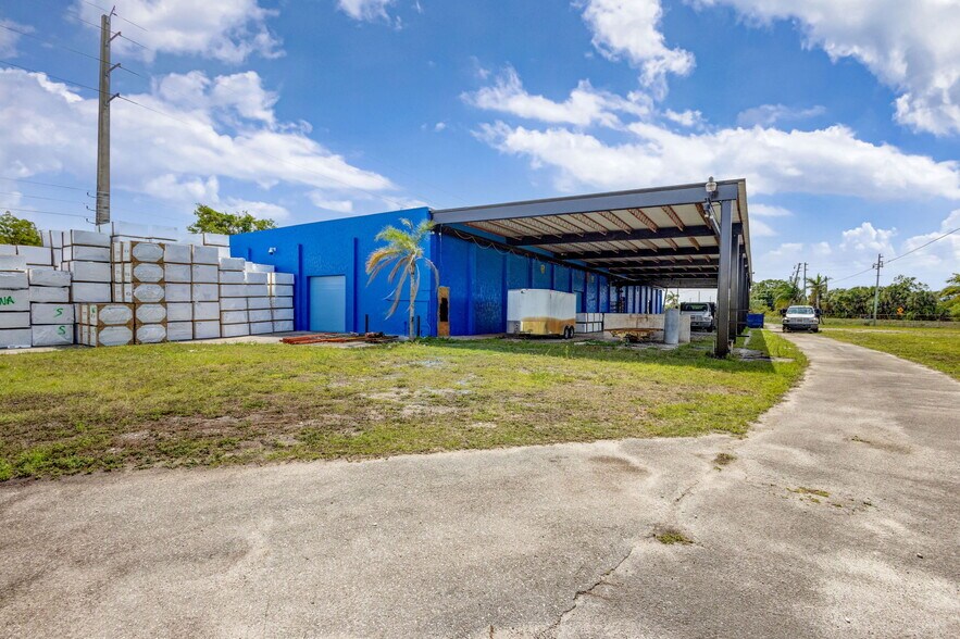 More Photos Of 7030 N Haverhill Rd, Riviera Beach Warehouse For Sale