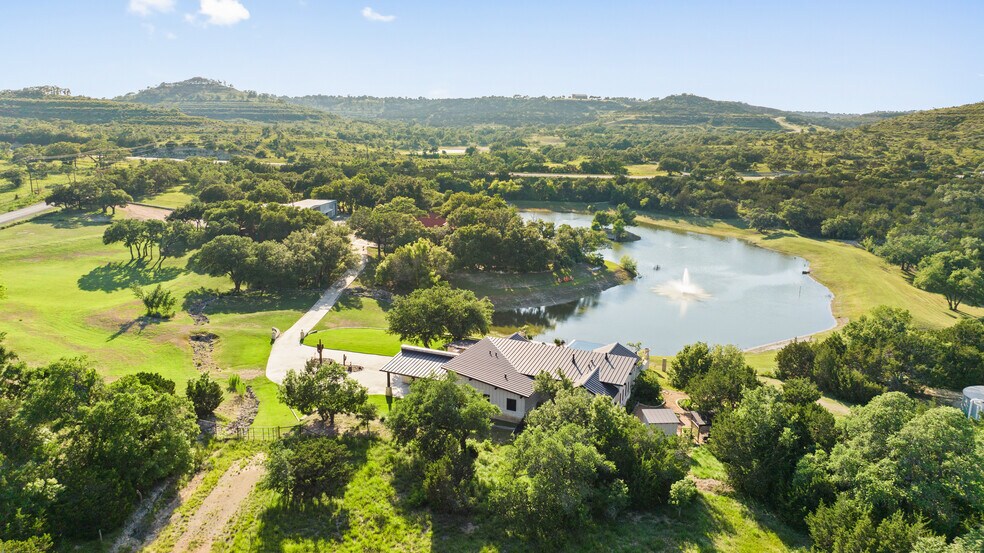 More Photos Of 101 Rolling Hills Rd, Blanco Specialty For Sale