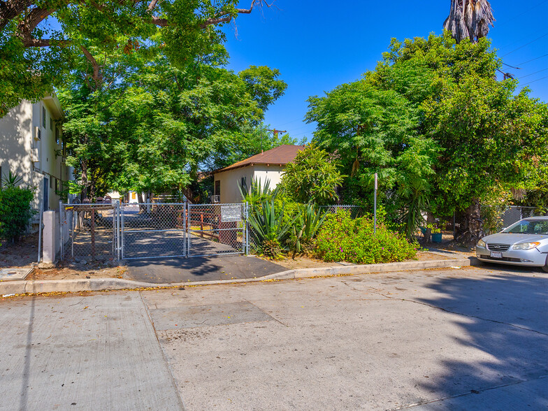 Primary Photo Of 5150 Riverton Ave, North Hollywood Land For Sale