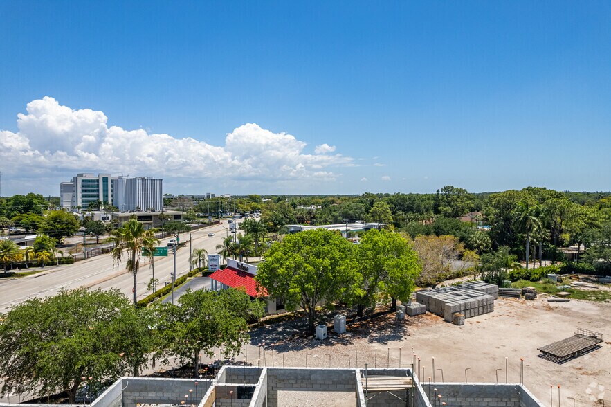 More Photos Of 3080 Tamiami Trl E, Naples Coworking Space