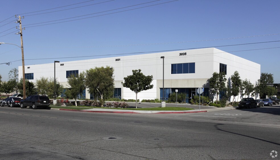 Primary Photo Of 3021-3035 E La Jolla St, Anaheim Warehouse For Lease