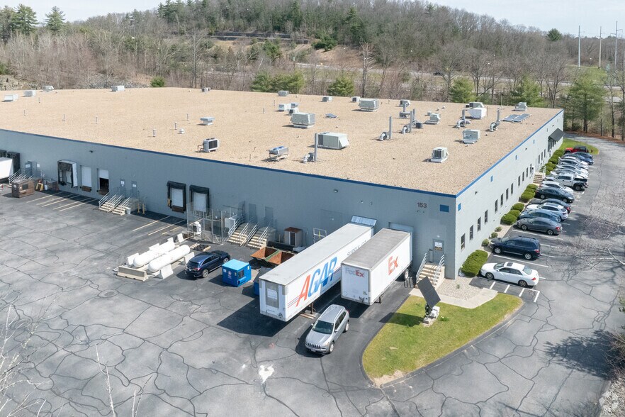 More Photos Of 153 Northboro Rd, Southborough Light Distribution For Lease