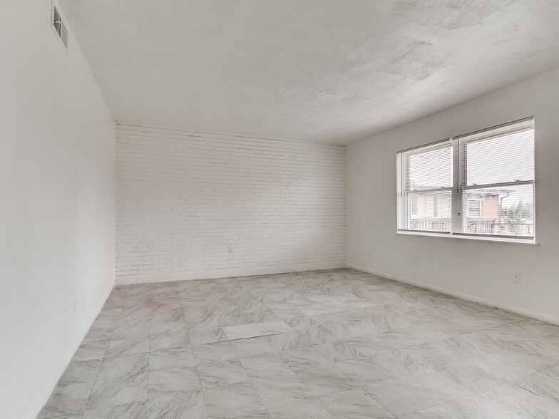 More Photos Of 1731 NW 32nd St, Oklahoma City Apartments For Sale