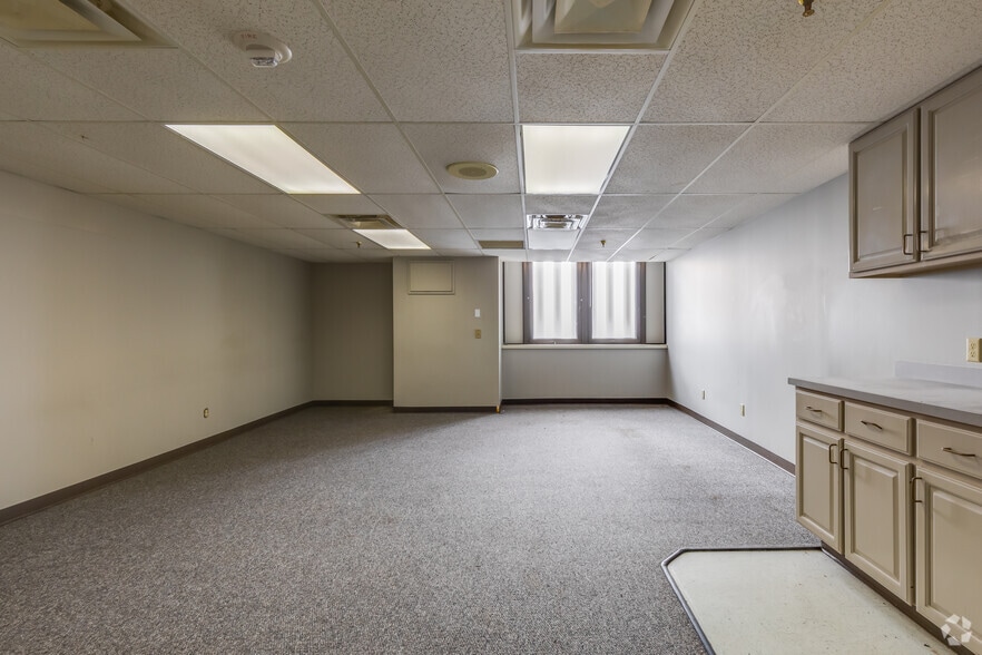 Photo of 23rd Floor Ste 60-2325