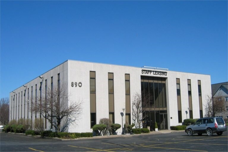 More Photos Of 890 7th North St, Liverpool Office For Lease