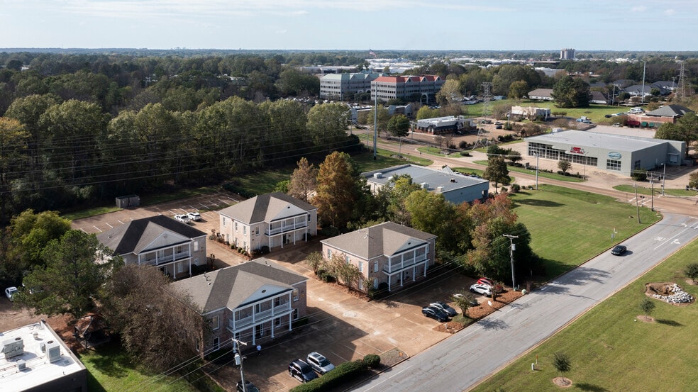 More Photos Of 403-C Towne Center Blvd, Ridgeland Office For Sale