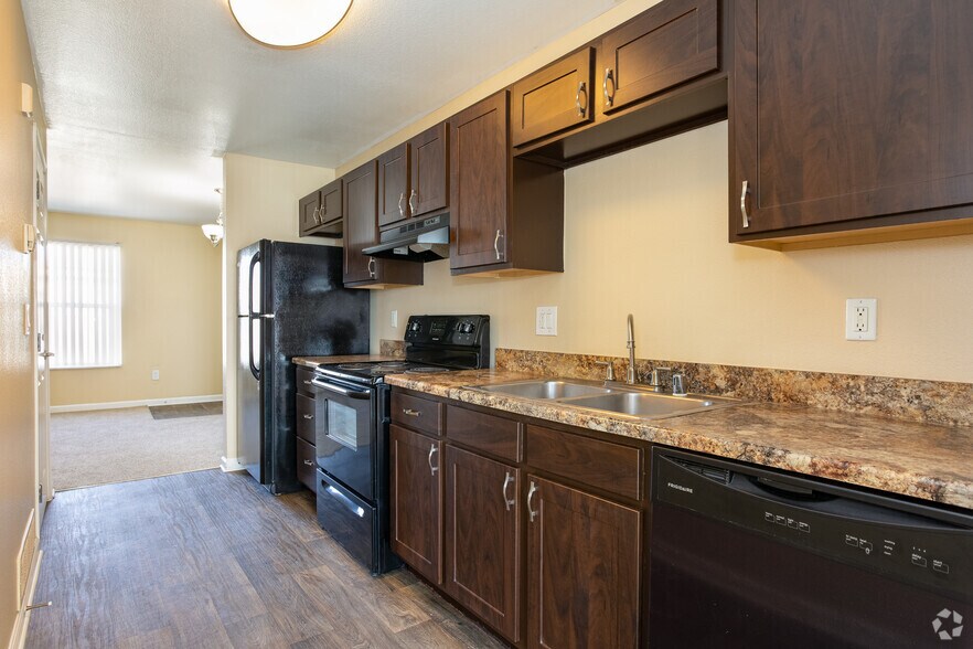 More Photos Of 10754 Belle Creek Blvd, Henderson Apartments For Lease